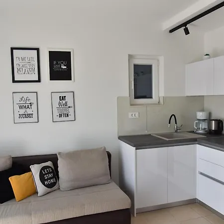 Marivel Privlaka (Zadar)