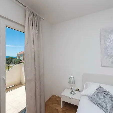 Marivel Apartment
