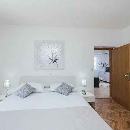 Marivel Apartman *